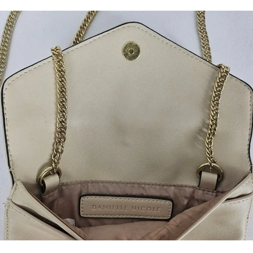 DANIELLE NICOLE SMALL SHOULDER PURSE – CREAM – STUDDED FLAP – GOLD CHAIN STRAP - Picture 5 of 12